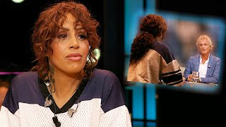 Glennis Grace alwéér bij Jeroen Pauw ‘Heeft hij een oogje op d’r’ [upl. by Anoiek]