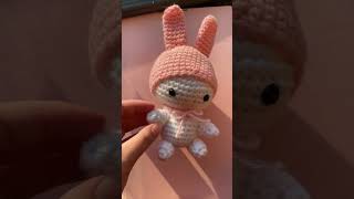 COELHINHA SENSORIAL MAYA EM AMIGURUMI Crochê Amigurumis Sensoriais vendem Muito [upl. by Ettenil579]