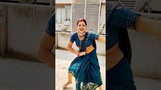 lahariya Luta a Raja trading song shortsvideo dance bhojpuri [upl. by Kennan]