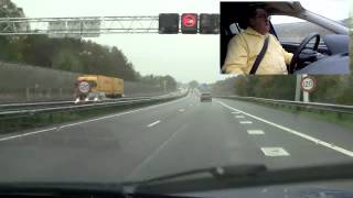 Video Invoegen op een autosnelweg [upl. by Babita]