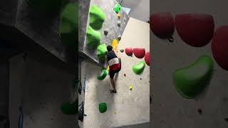 a short 2 move dynamic boulder [upl. by Santa]