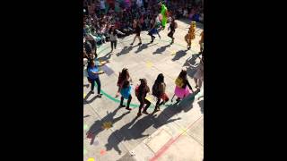 Baile para niños cri cri caminito de la escuela kinder jardín estrella [upl. by Yazbak240]