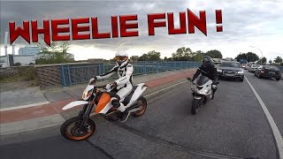 KTM Smcr 690 Wheelies mit Motoreign [upl. by Notsua403]