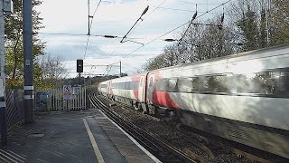 Virgin Trains 225 speeds through Durham 141116 [upl. by Yecak]