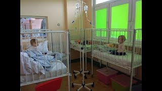 Trojaczki w szpitalu   Triplets in the hospital [upl. by Ardnikal]