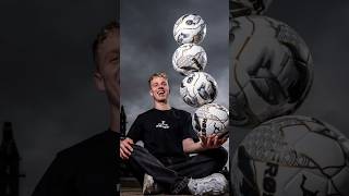 TEGELIJK 4 BALLEN BALANCEREN 🧙‍♂️🪄⚽️ baileyfreestyle voetbal shorts frøst magie nederland [upl. by Gausman]