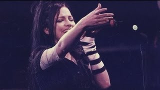 Evanescence  Bring Me To Life Live [upl. by Hgielhsa]