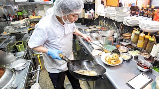 驚愕の鍋振り炒飯厨房！2023年に最も視聴された日本の町中華TOP３丨Egg Fried Rice  Wok Skills in Japan [upl. by Brandt719]