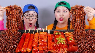 Fideos negros TTeokbokki Mukbang DONA [upl. by Longawa]