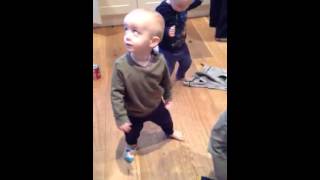 Babys dance to uptown funk Amazing  funny  toddlers party kitchen fun hilarious [upl. by Apthorp]