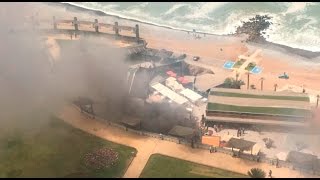 Incendio en Larcomar dos personas estarían atrapadas en centro comercial [upl. by Lihp]