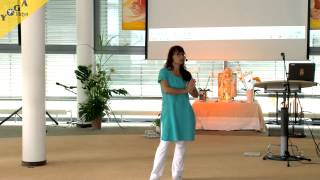 Vegane Ayurveda Ernährung und Therapie mit Julia Lang  Ayurveda Kongress 2014 [upl. by Ozneral]