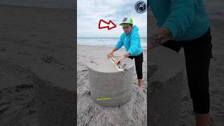 this is what a professional sand artist can do at beach 😱 🫡 shorts ytshorts respect [upl. by Zachary]