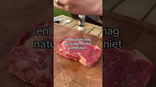 Steak op de BBQ sierdsteak biefstuk steak bbq koken [upl. by Hembree]