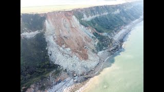 Éboulement de falaise à Octeville sur Mer ayant entrainé un bunker le 27 juillet 2024 [upl. by Geno]