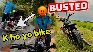 Police la bike samathayo 😭😭  jhapa ma pani yesto thau cha [upl. by Chretien572]