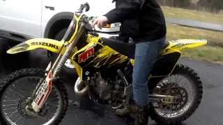 2001 rm125 cold start and ride [upl. by Ylyl]