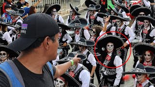 El mejor desfile de Mexico fue inventado por los Gringos POSAN COMO MEXICANOS [upl. by Eneleahcim]