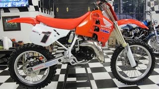 Honda CR125 R 1990 [upl. by Chafee]