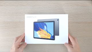 Unboxing HONOR Pad X8  Whats inside the box [upl. by Averat]