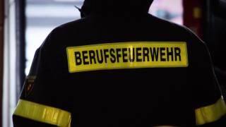 24 Stunden Reportage  im Einsatz mit der Feuerwehr Reportage [upl. by Chev]