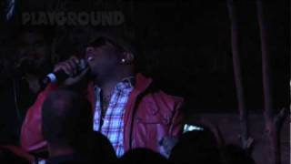 Wanya Morris Boyz ll Men Marvin Gaye whats going on  live playground [upl. by Annuhsal]