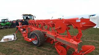 2016 JCB Fastrac 4220 Icon 66 Litre 6Cyl Diesel Tractor 235 HP with Kuhn MulitLeader Plough [upl. by Anomis]