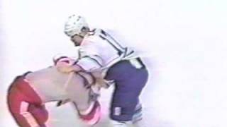 Bob Probert vs Wendel Clark Round 1 Dec 9 1992 [upl. by Balliett123]