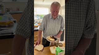 Reviewing My Grandads Breakfast🥓🍳 foodreview breakfast irishfood irish dublin isitworthit [upl. by Minnnie]