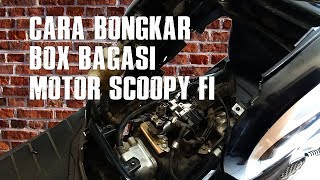 Cara membuka jok motor Scoopy [upl. by Zitah394]