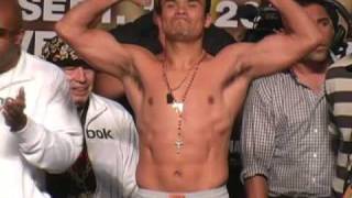 Floyd Mayweather weighs in at 146 for bout vs Juan Manuel Marquez [upl. by Rosy]