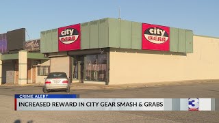 Extra 7500 offered for tips on City Gear smashandgrabs [upl. by Asirb]