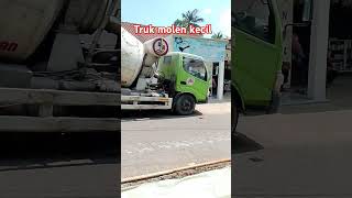 Duo truk molen kecil [upl. by Feetal681]