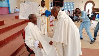 MESSE DINTRONISATION DE L’ABBÉ ROSTAND BOUKAKA NOUVEAU CURE DE LA PAROISSE SAINT JOSEPH DE LOAKA [upl. by Joya]