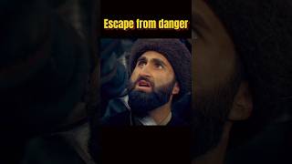 Escane from danger😯😯ertugrul halimasultan ertugrulghazi halima shorts youtubeshorts [upl. by Ornie]