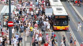 Najpopularniejszy warszawski przystanek autobusowy [upl. by Cate172]