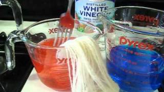 Dip Dyeing Yarn Creating Multicolored Yarn in the Microwave with Food Coloring [upl. by Akire]