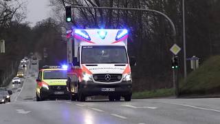 Rettungsdienst Gadebusch auf Einsatzfahrt in der Landeshauptstadt [upl. by Gerianne]