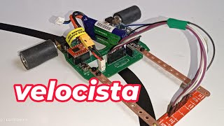 Cómo Crear un Velocista Seguidor de Línea Diseño de Hardware Ideal para Competencias [upl. by Lsiel9]