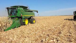 Redfield SD corn harvest 2012 Schmidt style [upl. by Rechaba]