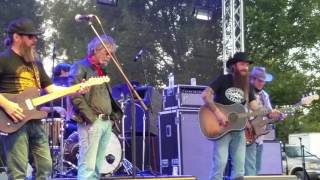 Cody Jinks w Billy Don Burns LIVEquotChurch at Gaylor Creek quot [upl. by Lilia]