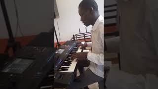 This is how sebene is played subscirbe itaypiano pianolession [upl. by Eniamurt]