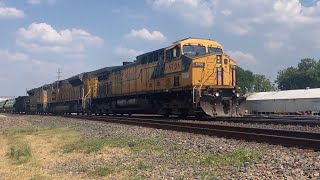 UP 6706 ex CNW 8804 leads a mixed manifest through Rosenberg Texas 9123 [upl. by Eetsud]