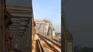 BandelNaihati Local train crossing Hooghly Jubilee Rail bridge indianrailway indiantrain [upl. by Azeria32]