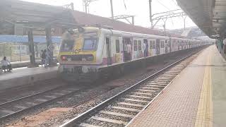 the slow local train left the railway station video  Mumbai local trains from railway station [upl. by Naresh]