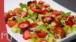 ENSALADA DE AGUACATE Y FRESAS CON VINAGRETA DE NUECES  Cenas ligeras y rápidas [upl. by Hildie841]