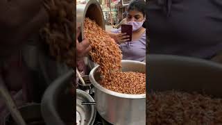 Viral Chana Chaat of Varanasi😱😱 हेल्थी भी टेस्टी भी👌🏻👌🏻 indianstreetfood india shorts chaat [upl. by Relyhs]