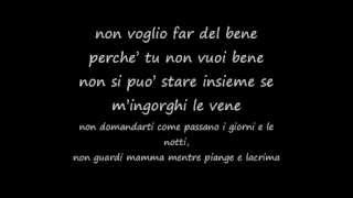 Applausi Per Fibra LYRICS VIDEO [upl. by Maryann]