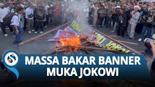 KECEWA BERAT MK Tolak Gugatan Sengketa Pilpres 01 dan 03 Massa Bakar Banner Gambar Jokowi [upl. by Lebazej]