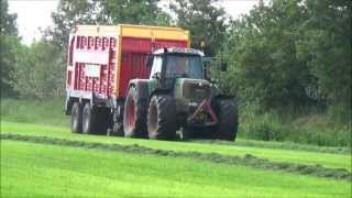 Loonbedrijf Holtrop aan het kuilen met de Fendt 926 en Schuitemaker Rapide 660 met 8 wielen HD1080 [upl. by Nairoc233]